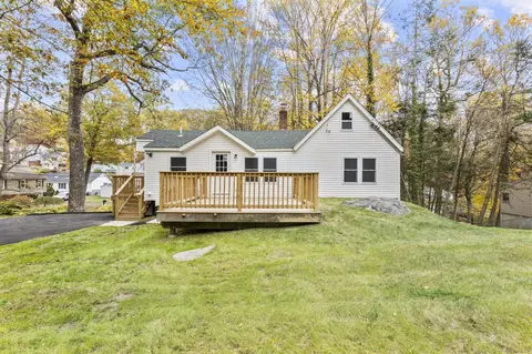 8 Noguchi Trl, Shelton, CT 06484