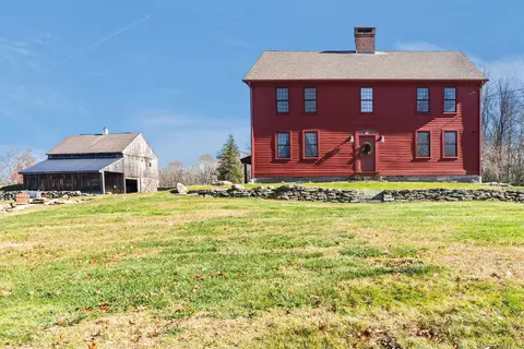 245 Brooklyn Rd, Canterbury, CT 06331