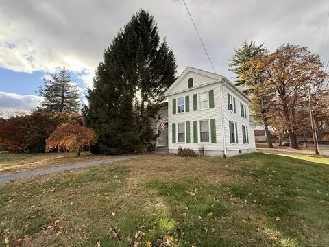 49 Walnut St, Winchester, CT 06098