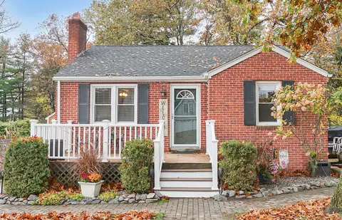 6 Jondot Dr, Enfield, CT 06082