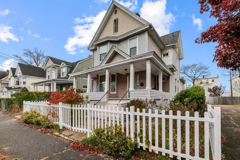47 Lenox Ave, Bridgeport, CT 06605