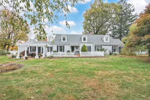 186 Williams St E, Glastonbury, CT 06033