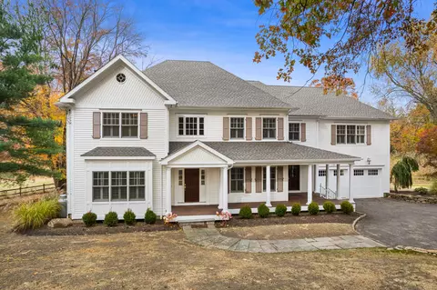 123 Greens Farms Rd, Westport, CT 06880