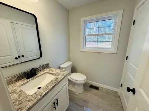 Bath - 150 Ross Rd, Killingly, CT 06239 photo 1 of 3