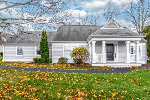 13 Caveson Ct #13, Middlebury, CT 06762