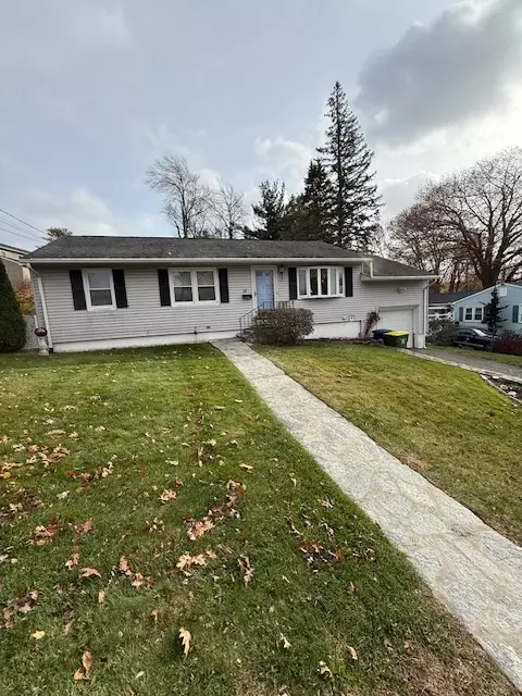 15 Tree Hill Rd, Waterbury, CT 06708