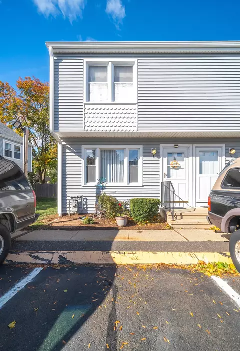 484 First Ave #6, West Haven, CT 06516