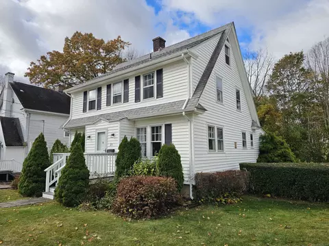 25 Harland Pl, Norwich, CT 06360