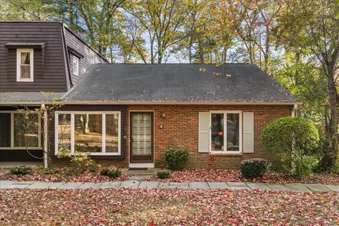 65 Main St #8, Ivoryton, CT 06442