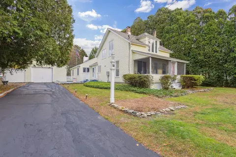 18 Quarry St, Old Saybrook, CT 06475