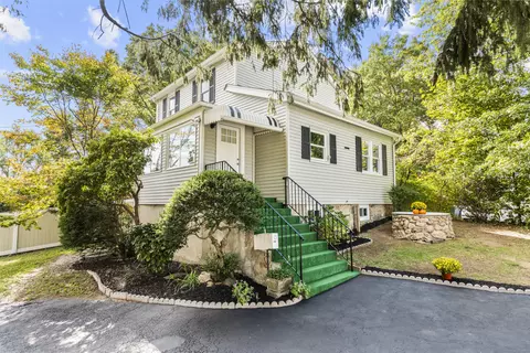 172 Joffre Ave, Stamford, CT 06905