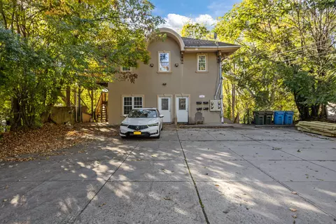 136 Washington St, Norwich, CT 06360