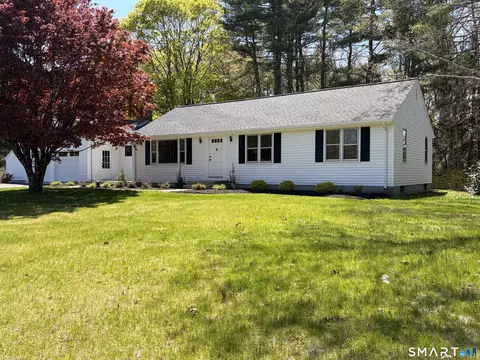 296 Liberty Hwy, Putnam, CT 06260