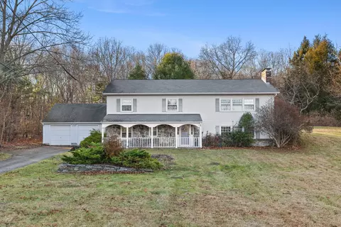 29 Chaffeeville Rd, Mansfield, CT 06250
