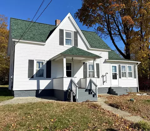 6 Jacques St, Moosup, CT 06354