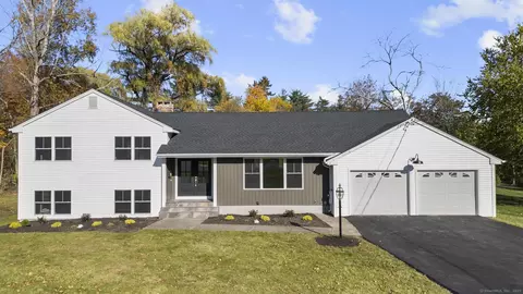 10 Hosmer Dr, West Hartford, CT 06117