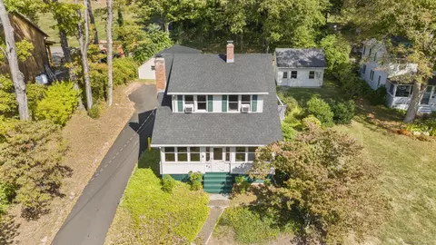 43 North St, North Branford, CT 06471