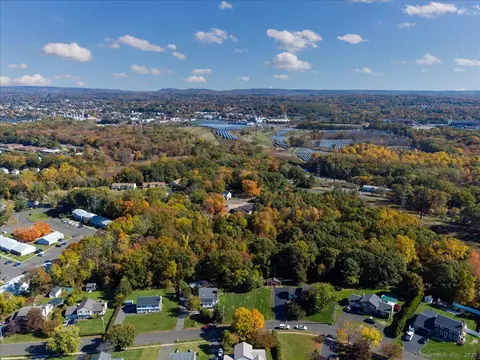 36 Nod Brook Rd # R, Wallingford, CT 06492