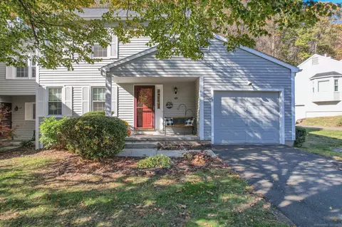 49 Quarry Village Rd #49, Cheshire, CT 06410