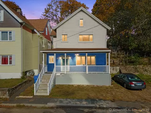 95 Catherine Ave, Waterbury, CT 06704