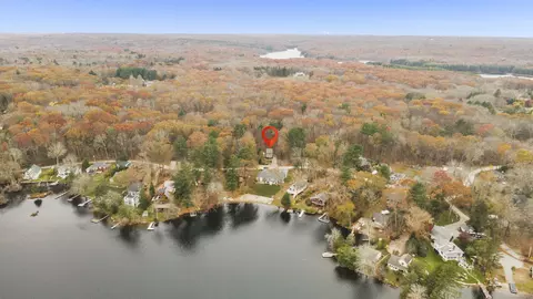 145 Lakeside Dr, Lebanon, CT 06249