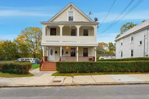 32 Moore Ave, New London, CT 06320