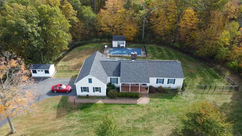 19 Rolling Hills Dr, North Branford, CT 06471