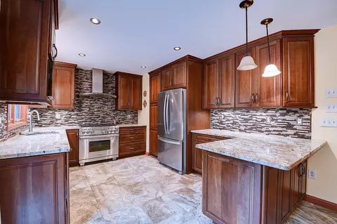35 Weekeepeemee Rd, Bethlehem, CT 06751