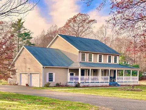 50 Ancient Hwy, Oxford, CT 06478