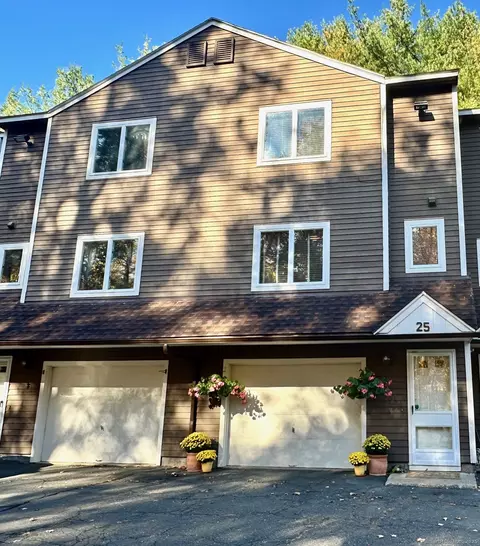 489 Wolcott St #25, Bristol, CT 06010