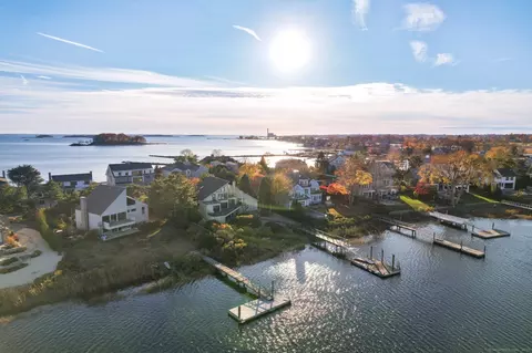 10 Surf Rd, Westport, CT 06880