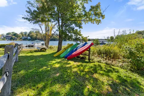 44 Bantam Lake Hts, Morris, CT 06763