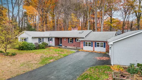 23 Loeffler Rd, Bloomfield, CT 06002