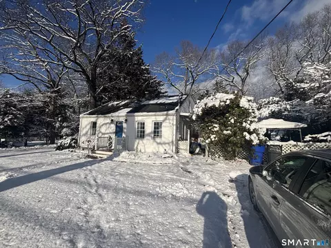 222 Mountain Rd, Ellington, CT 06029