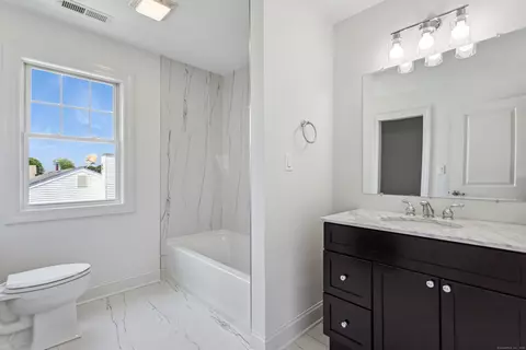 Bath - 35 Fifth Ave, Stratford, CT 06615 photo 5 of 5