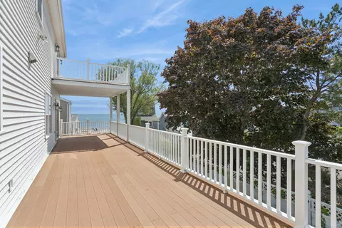 Exterior - 35 Fifth Ave, Stratford, CT 06615 photo 3 of 8