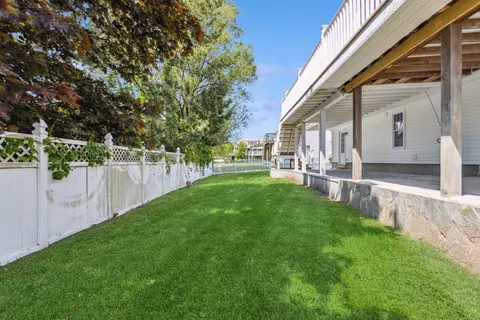Exterior - 35 Fifth Ave, Stratford, CT 06615 photo 8 of 8