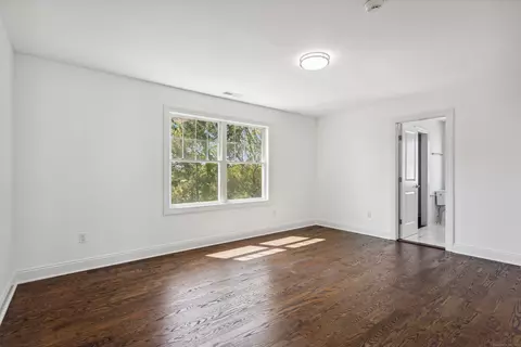 Bedroom - 35 Fifth Ave, Stratford, CT 06615 photo 2 of 4