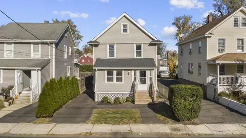 9 Lawrence St, Norwalk, CT 06854