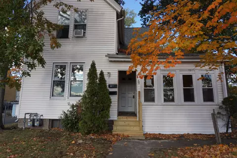 69 Gates St, Holyoke, MA 01040