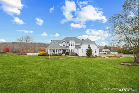 16 Marie Ln, Wallingford, CT 06492