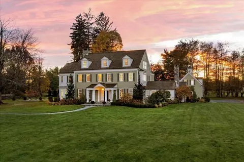 515 Carter St, New Canaan, CT 06840