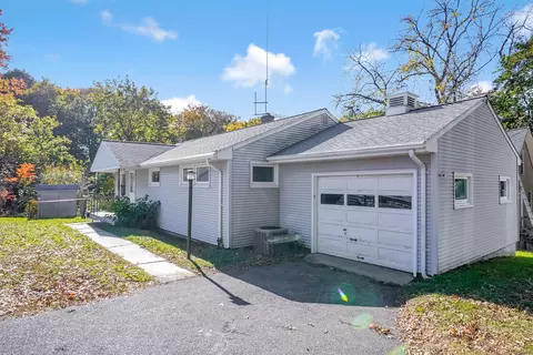 11 Carpet St, Enfield, CT 06082