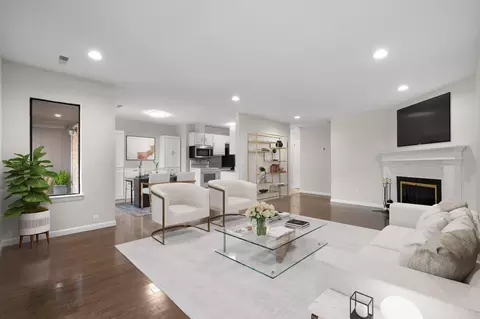 25 2nd St #B4, Stamford, CT 06905