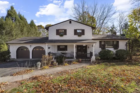28 Morgan Dr, Wallingford, CT 06492