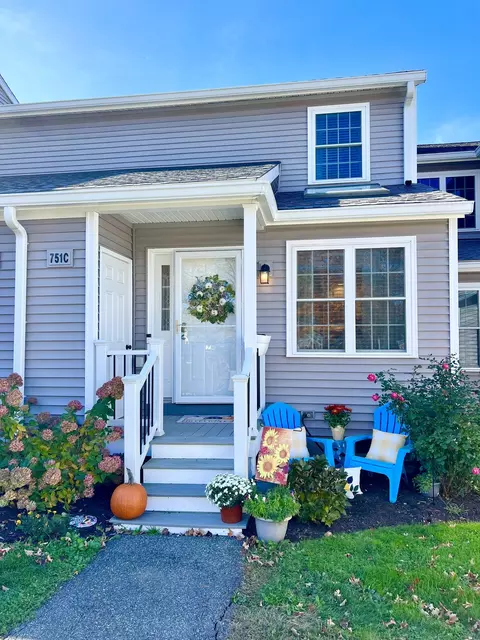 751 Long Hill Rd #C, Middletown, CT 06457