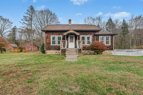 338 Quaker Farms Rd, Oxford, CT 06478