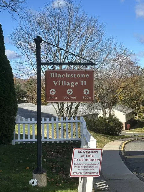 618 Blackstone Vlg #618, Meriden, CT 06450
