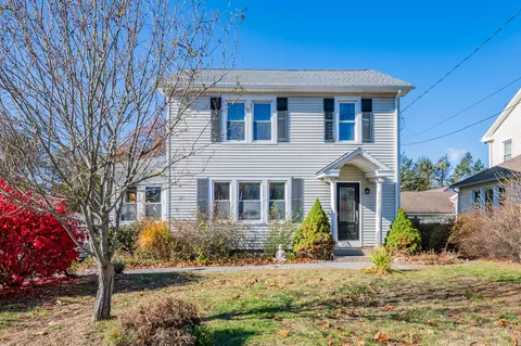 269 House St, Glastonbury, CT 06033