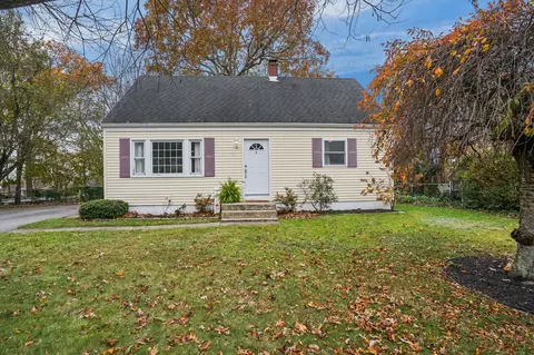 36 Beechwood Rd, Oakdale, CT 06370